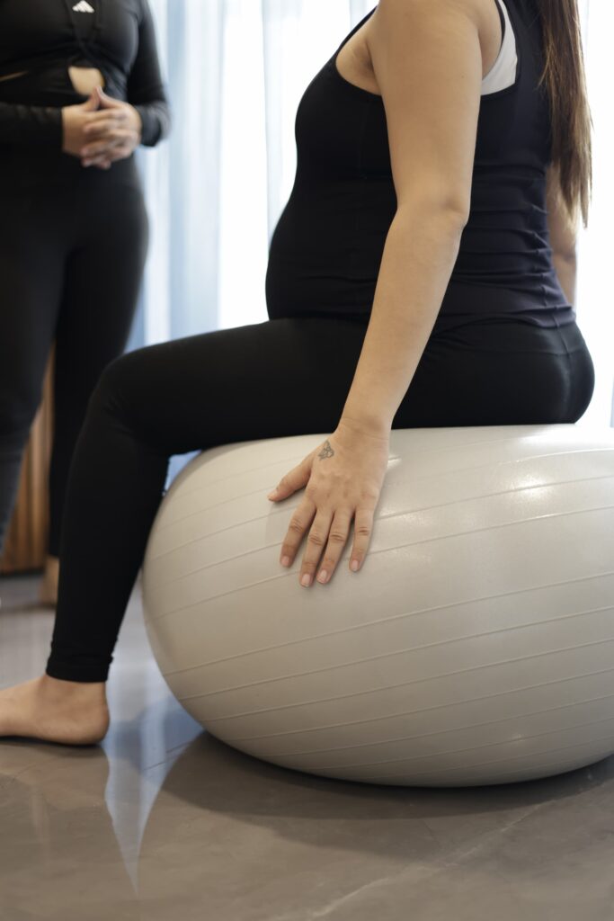 Prenatal birth ball use (1)
